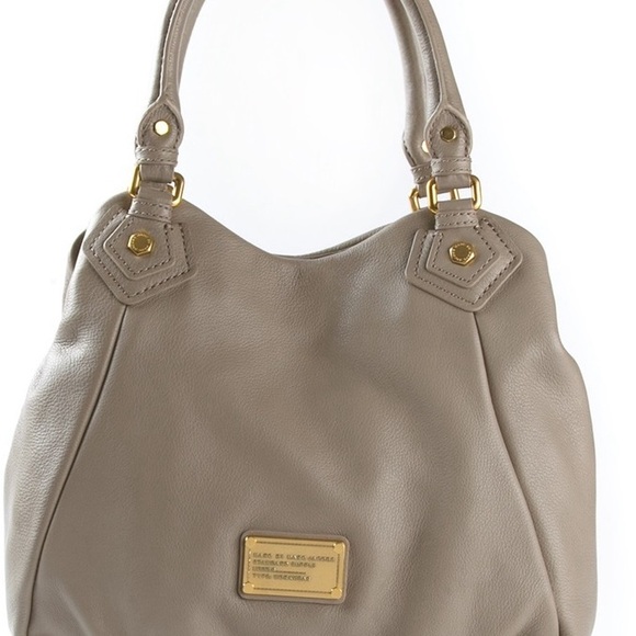 Marc by Marc Jacob’s Classic Q Shoulder Bag in Cream - Picture 3 of 4